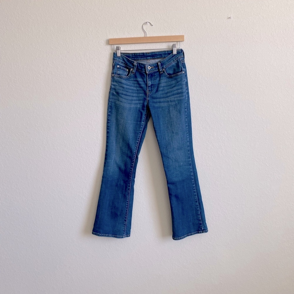 Levi’s San Francisco Vintage Demi Curve Boot cut/Flare Jeans.  EUC